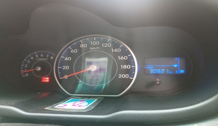2013 Hyundai i10 MAGNA 1.1, Petrol, Manual, 30,821 km, interior