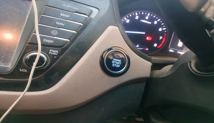 2016 Hyundai Elite i20 ASTA 1.2, Petrol, Manual, 1,15,643 km, interior