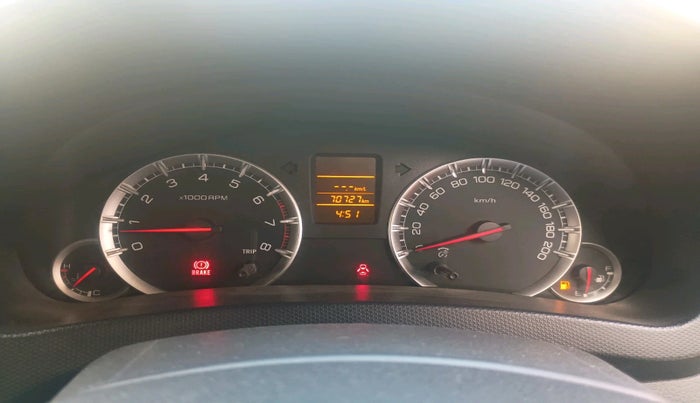 2013 Maruti Swift VXI, Petrol, Manual, 70,727 km, interior