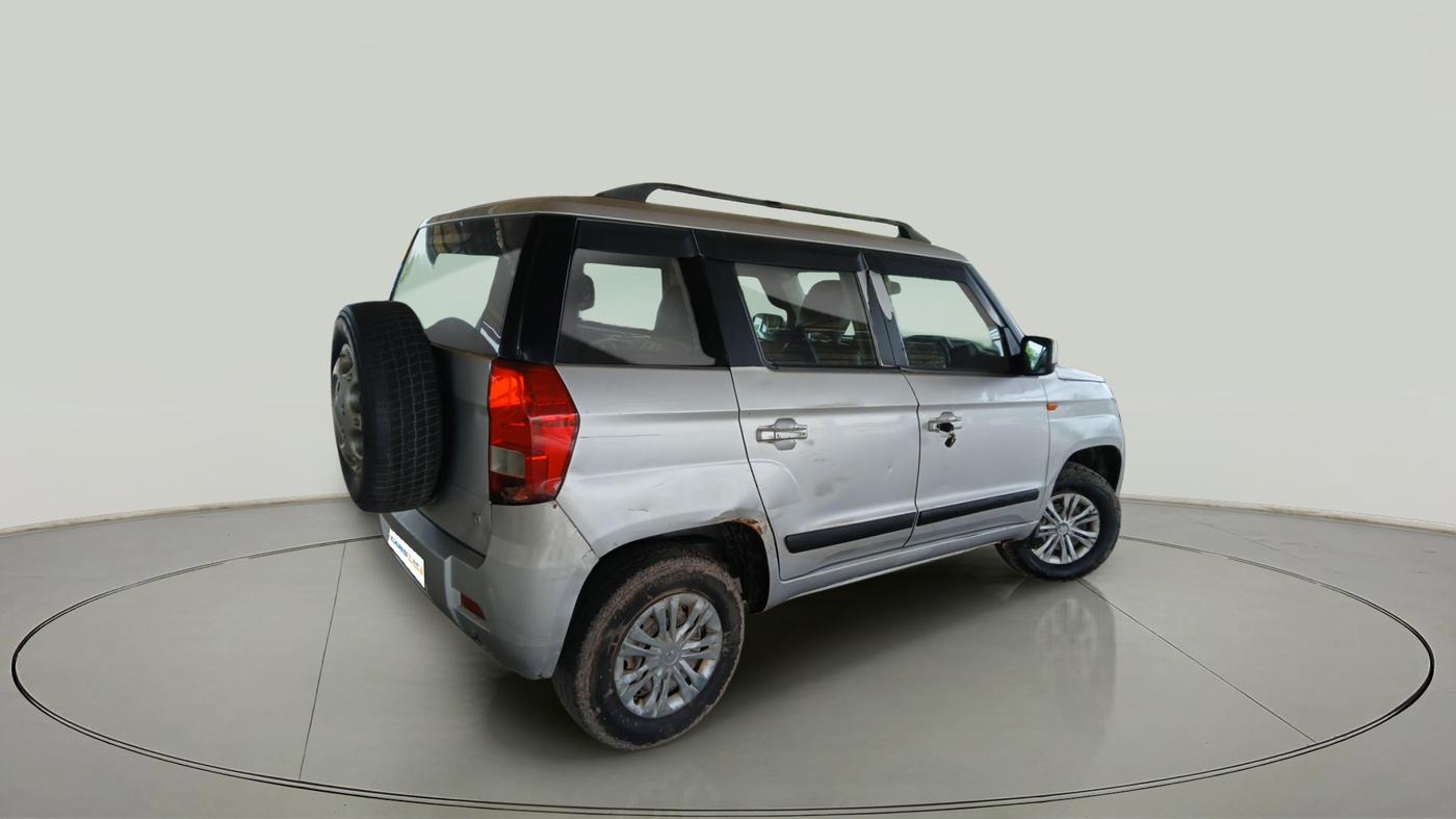 2015 Mahindra TUV300 T4, Diesel, Manual, 89,442 km, exterior