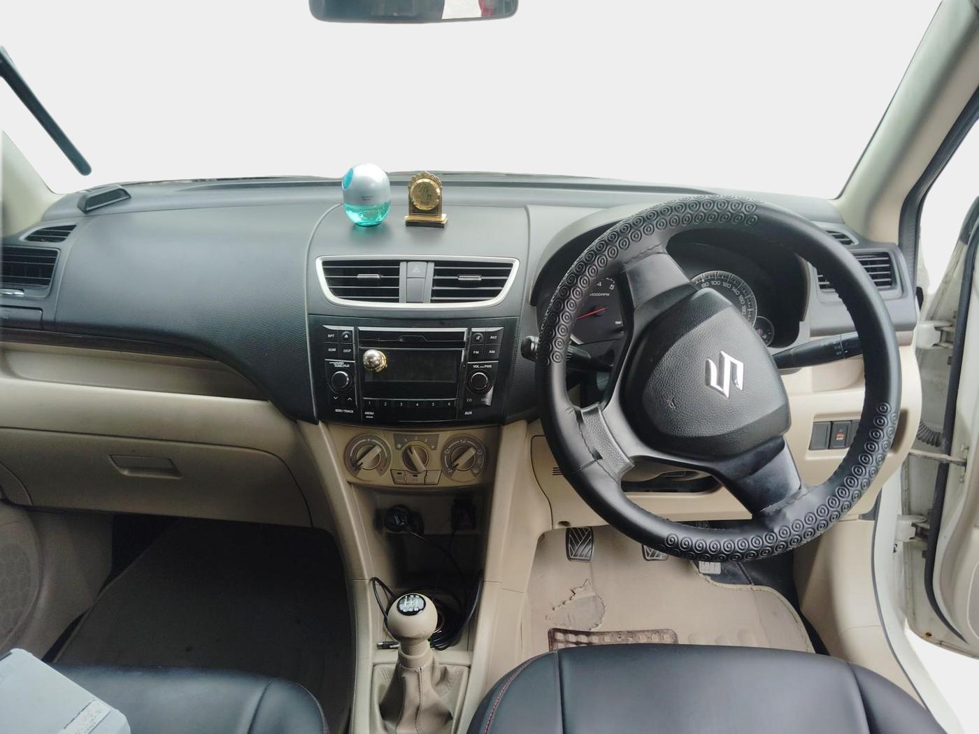 2016 Maruti Swift Dzire VXI, CNG, Manual, 90,000 km, interior