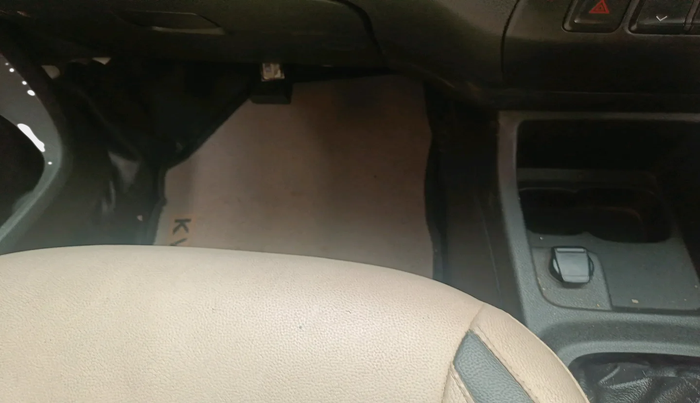 2019 Renault Kwid RXL, Petrol, Manual, 43,208 km, interior