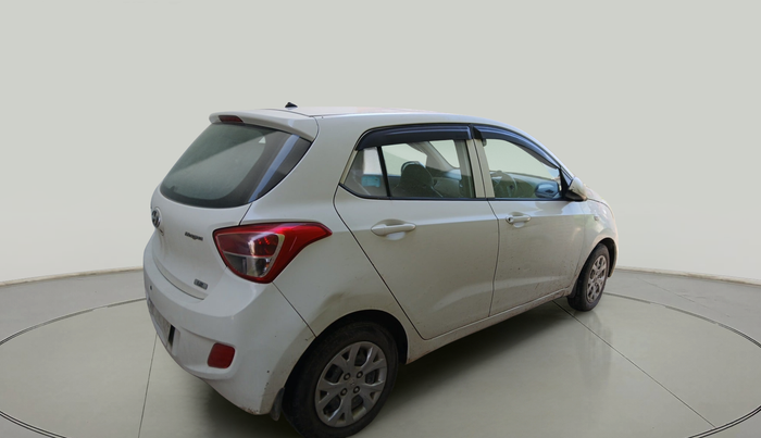 2015 Hyundai Grand i10 MAGNA 1.2 KAPPA VTVT, Petrol, Manual, 1,18,458 km, exterior