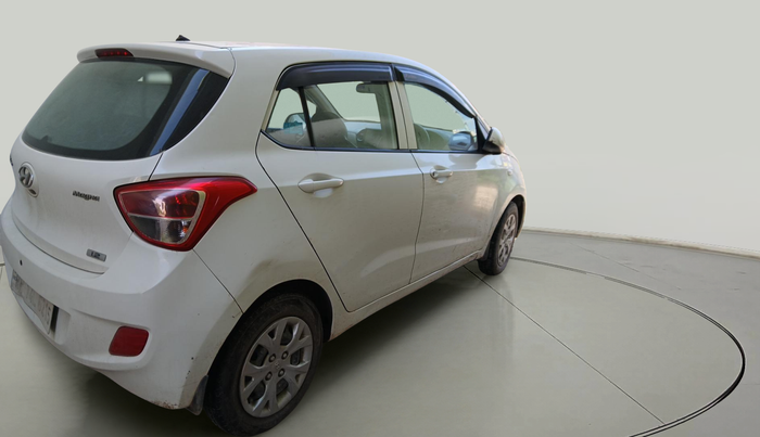 2015 Hyundai Grand i10 MAGNA 1.2 KAPPA VTVT, Petrol, Manual, 1,18,458 km, exterior
