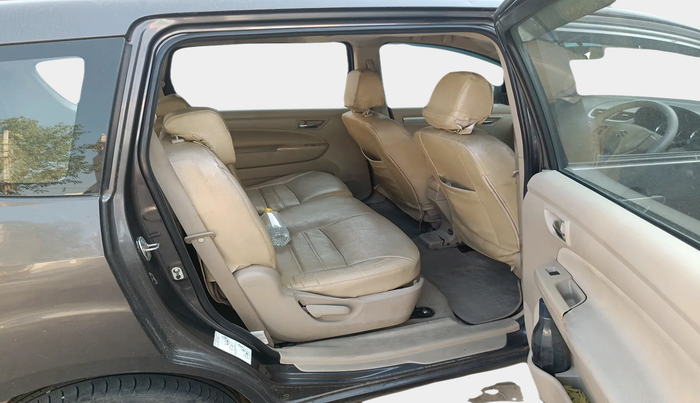 2016 Maruti Ertiga VDI SHVS, Diesel, Manual, 1,02,778 km, interior
