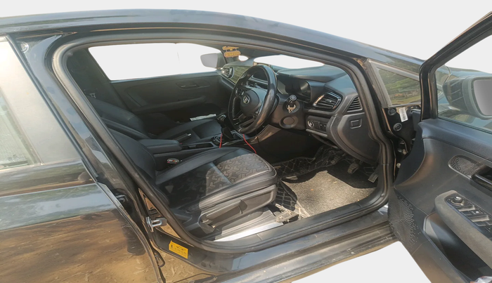 2022 Tata ALTROZ XZ PLUS DIESEL DARK EDITION, Diesel, Manual, 69,556 km, interior
