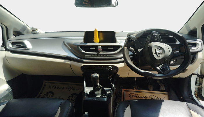 2021 Tata ALTROZ XT PETROL, Petrol, Manual, 83,241 km, interior