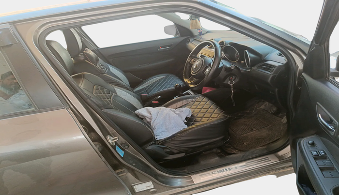 2020 Maruti Swift VXI, Petrol, Manual, 72,301 km, interior