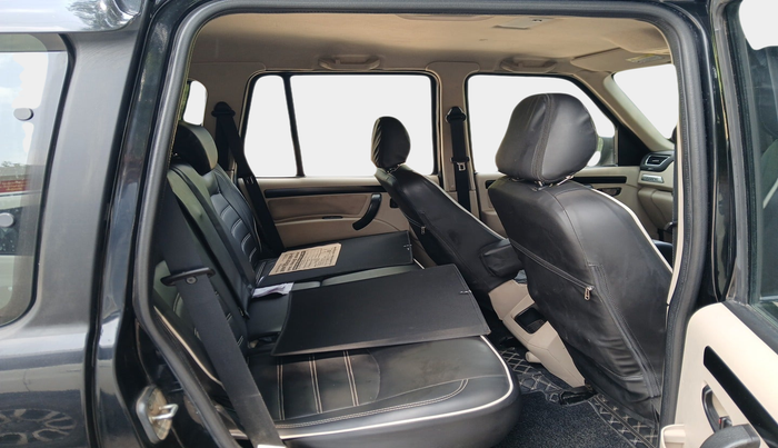 2022 Mahindra SCORPIO CLASSIC S11 7STR, Diesel, Manual, 75,480 km, interior