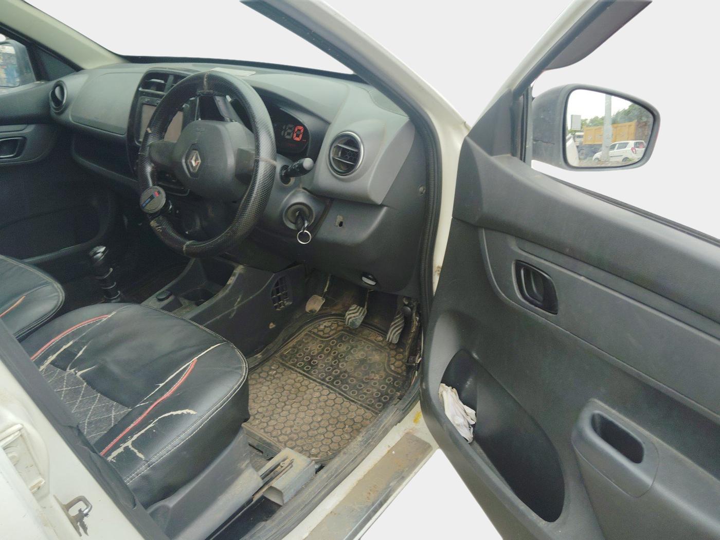 2016 Renault Kwid RXT 0.8, Petrol, Manual, 74,332 km, interior