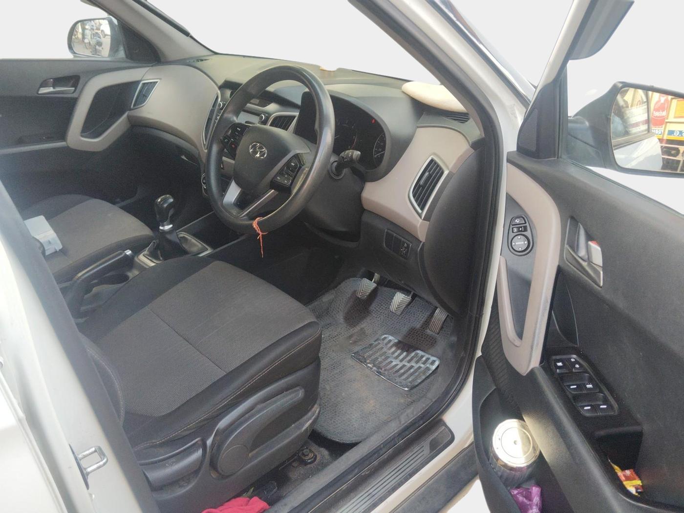 2016 Hyundai Creta SX PLUS 1.6 DIESEL, Diesel, Manual, 98,000 km, interior