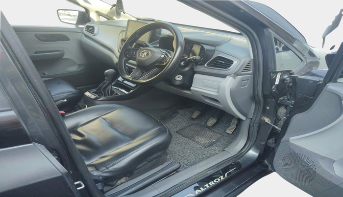 2021 Tata ALTROZ XE PETROL, Petrol, Manual, 96,936 km, interior