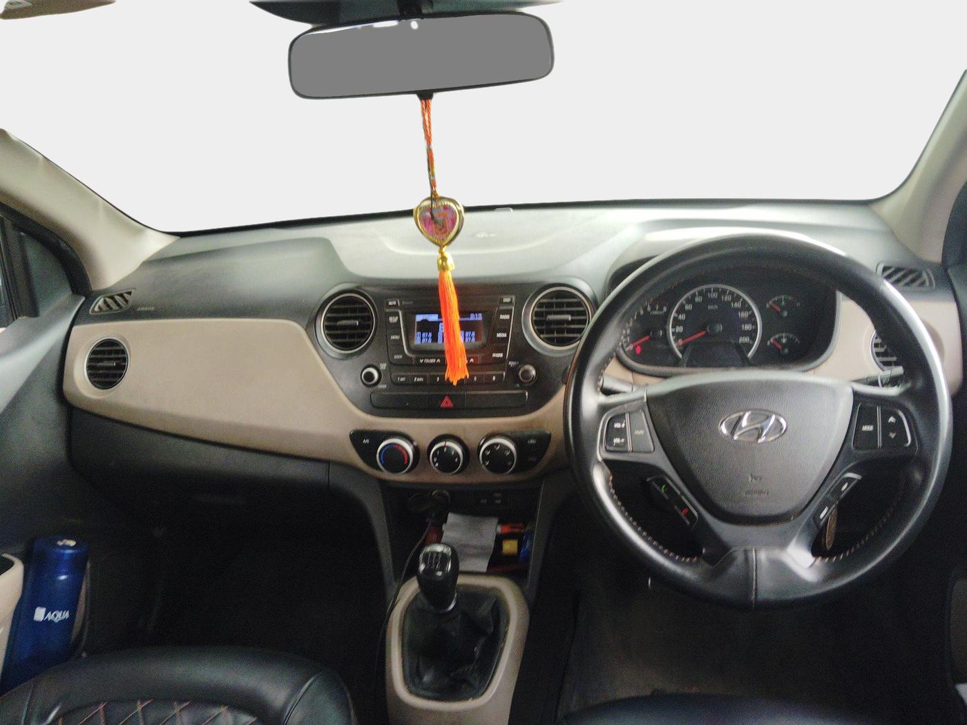 2019 Hyundai Grand i10 MAGNA 1.2 KAPPA VTVT, CNG, Manual, 1,66,152 km, interior