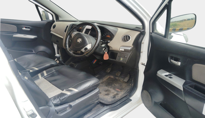 2013 Maruti Wagon R 1.0 LXI CNG, CNG, Manual, 13,625 km, interior
