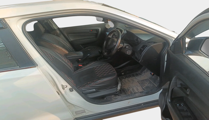 2021 Maruti Vitara Brezza LXI, Petrol, Manual, 33,988 km, interior