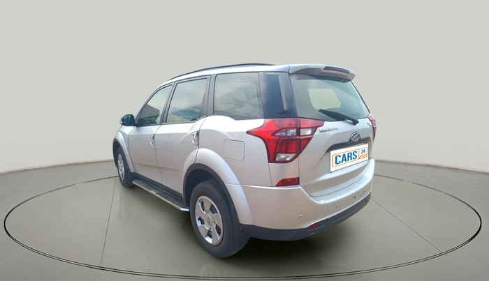 2018 Mahindra XUV500 W7, Diesel, Manual, 97,045 km, exterior