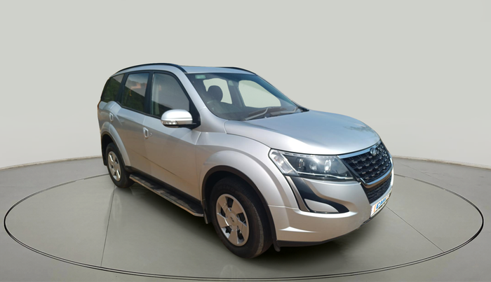 2018 Mahindra XUV500 W7, Diesel, Manual, 97,045 km, exterior
