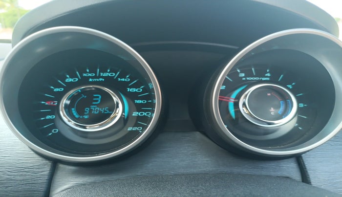 2018 Mahindra XUV500 W7, Diesel, Manual, 97,045 km, interior