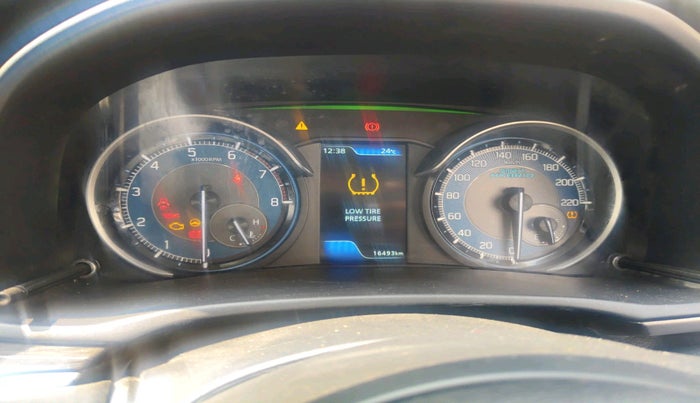 2024 Maruti XL6 ALPHA PLUS MT, Petrol, Manual, 16,493 km, interior