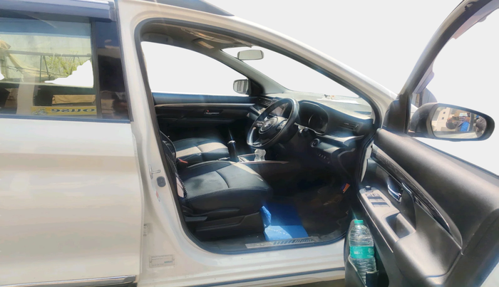 2024 Maruti XL6 ALPHA PLUS MT, Petrol, Manual, 16,493 km, interior