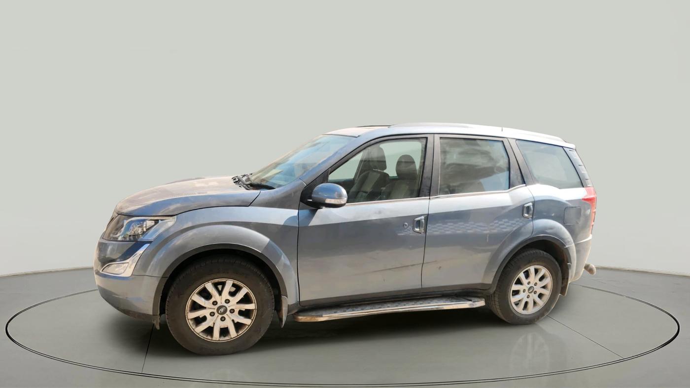 2016 Mahindra XUV500 W10, Diesel, Manual, 91,300 km, exterior