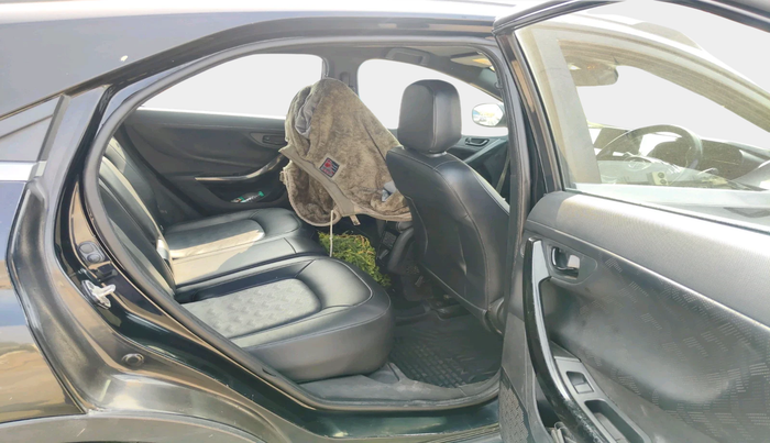 2021 Tata NEXON XZ PLUS (O) PETROL DARK EDITION, CNG, Manual, 1,65,470 km, interior