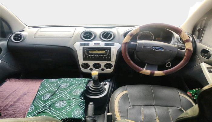 2011 Ford Figo TITANIUM 1.4 DIESEL, Diesel, Manual, 1,80,910 km, interior