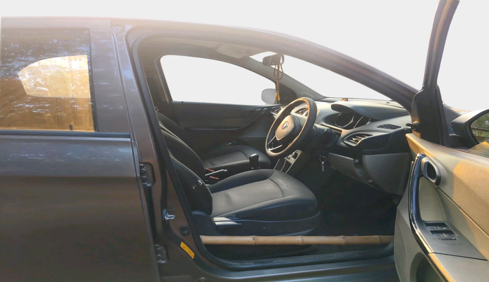 2019 Tata Tiago XM PETROL, Petrol, Manual, 1,44,076 km, interior