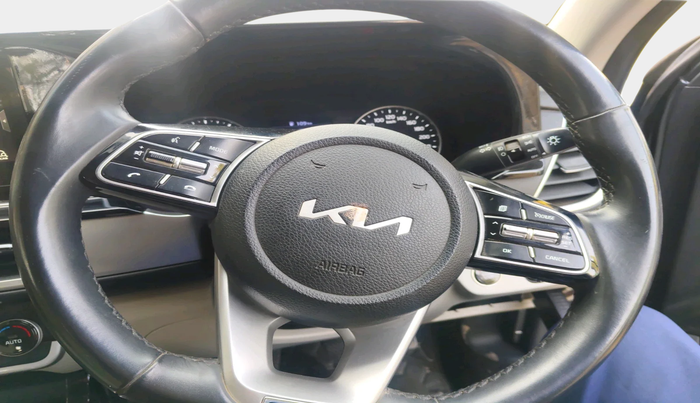 2022 KIA SELTOS HTX PETROL 1.5, Petrol, Manual, 39,879 km, interior