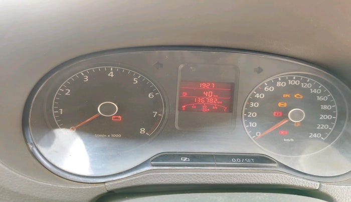 2010 Volkswagen Vento HIGHLINE 1.6 MPI, Petrol, Manual, 1,36,782 km, interior