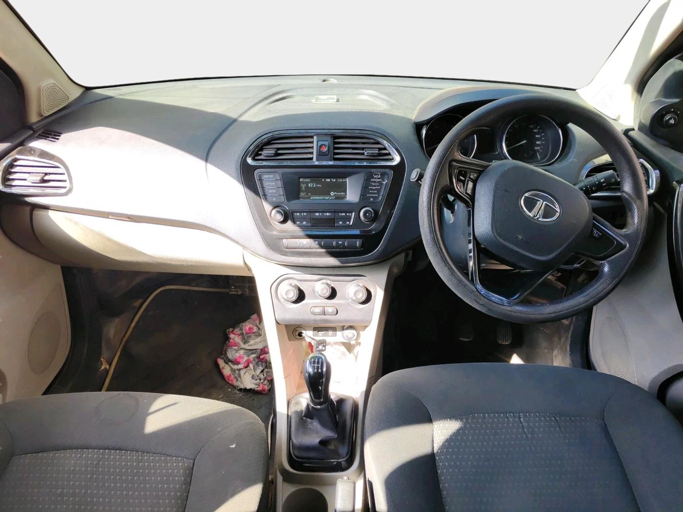 2018 Tata Tiago XZ PETROL, CNG, Manual, 1,07,766 km, interior