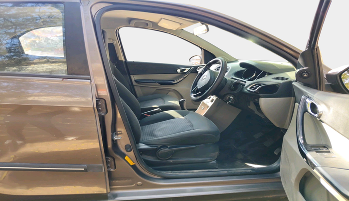 2018 Tata Tiago XZ PETROL, Petrol, Manual, 1,07,766 km, interior