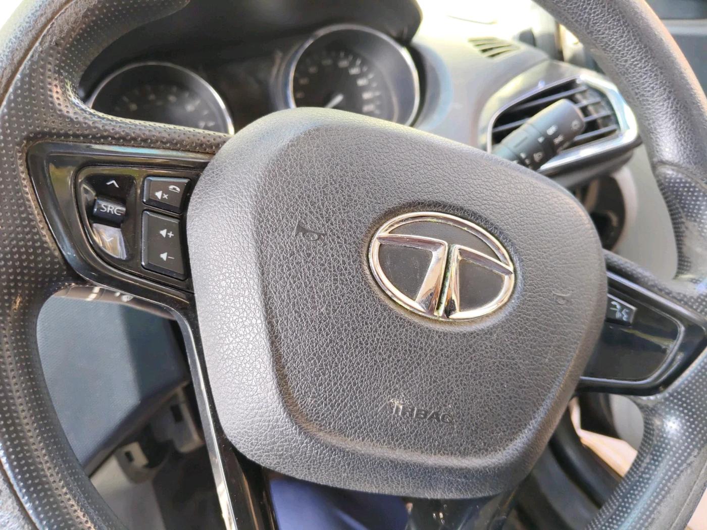 2018 Tata Tiago XZ PETROL, CNG, Manual, 1,07,766 km, interior