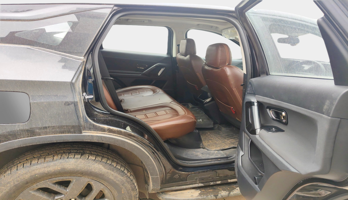 2023 Tata Harrier XT PLUS 2.0L KRYOTEC DARK EDITON, Diesel, Manual, 11,118 km, interior