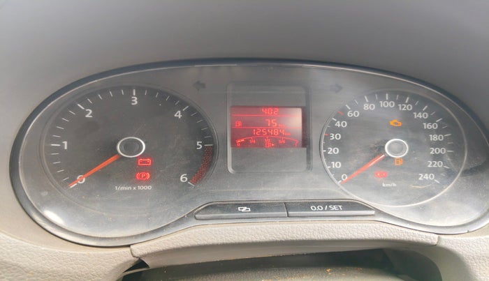 2013 Volkswagen Vento COMFORTLINE DIESEL 1.6, Diesel, Manual, 1,25,484 km, interior