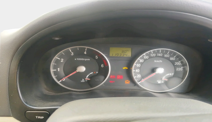 2010 Hyundai Verna TRANSFORM 1.5 SX CRDI, Diesel, Manual, 1,19,334 km, interior