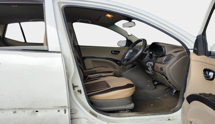 2012 Hyundai i10 MAGNA 1.1, Petrol, Manual, 81,062 km, interior