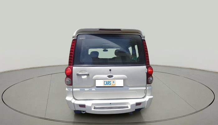 2011 Mahindra Scorpio SLE, Diesel, Manual, 98,220 km, exterior