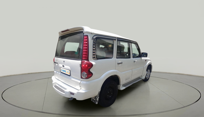 2011 Mahindra Scorpio SLE, Diesel, Manual, 98,220 km, exterior