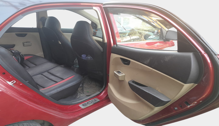 2015 Hyundai Eon MAGNA +, Petrol, Manual, 74,094 km, interior