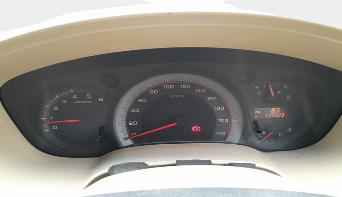 2014 ISUZU MU-7 4x2 MT, Diesel, Manual, 1,17,723 km, interior