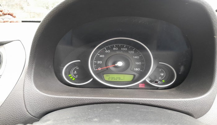 2013 Hyundai Eon MAGNA +, Petrol, Manual, 24,100 km, interior