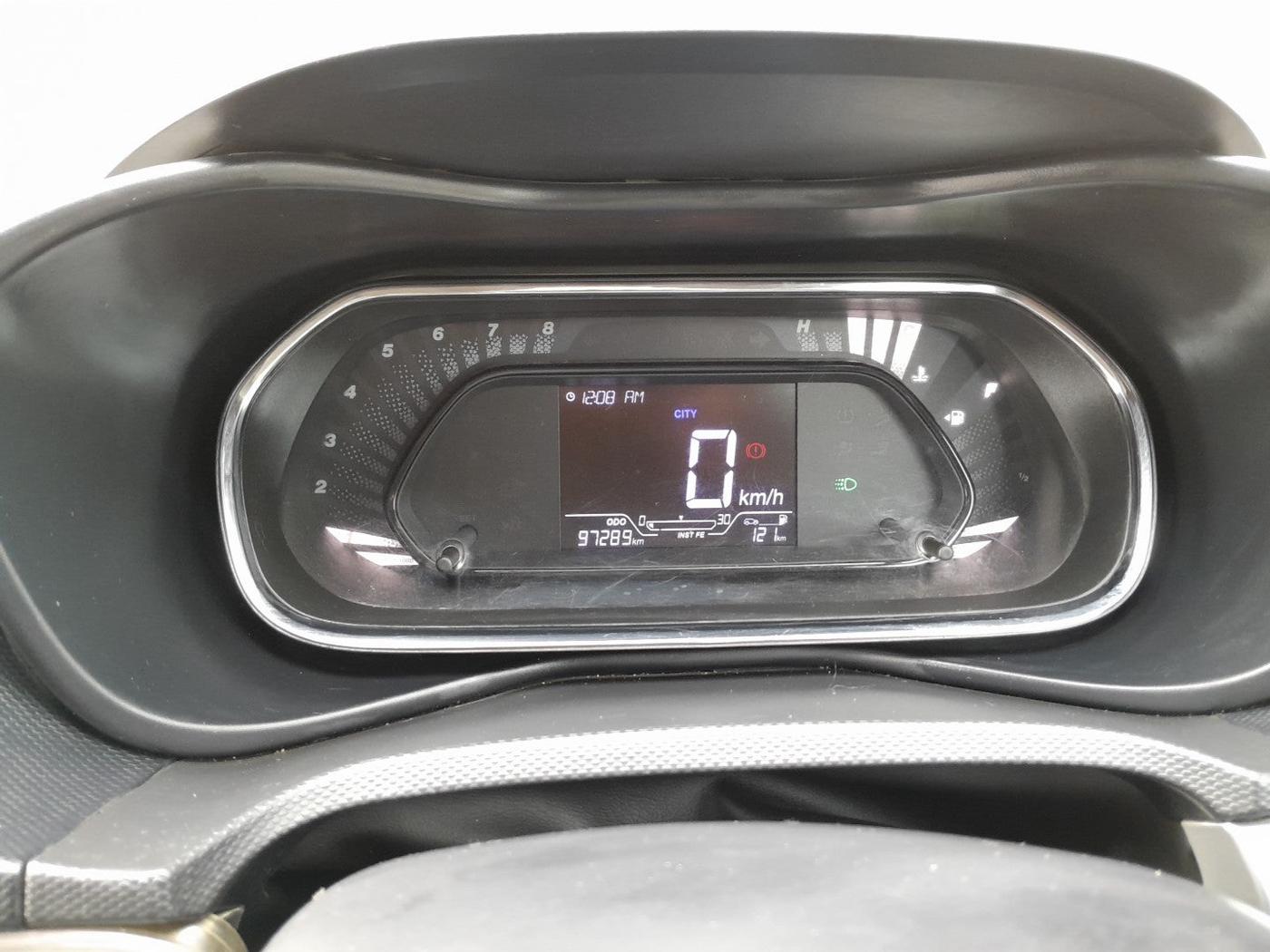 2022 Tata NEXON XM SUNROOF DIESEL, Diesel, Manual, 97,289 km, interior