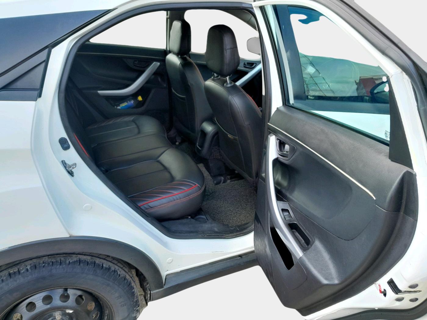 2022 Tata NEXON XM SUNROOF DIESEL, Diesel, Manual, 97,289 km, interior
