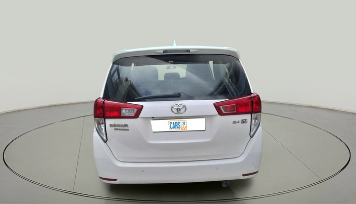 2020 Toyota Innova Crysta 2.4 VX 8 STR, Diesel, Manual, 1,73,431 km, exterior