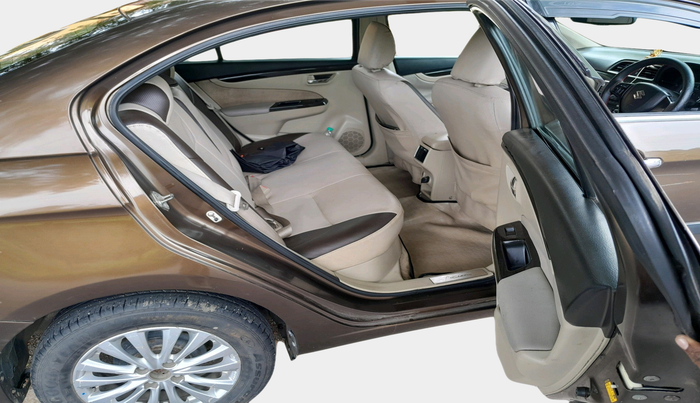 2015 Maruti Ciaz ZDI, Diesel, Manual, 79,739 km, interior