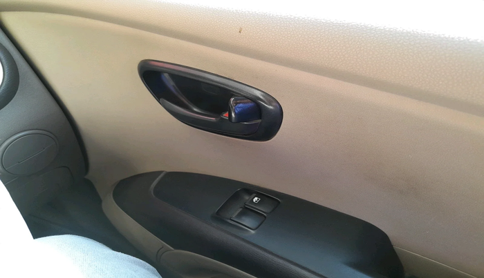 2011 Hyundai i10 ERA 1.1, Petrol, Manual, 45,002 km, interior