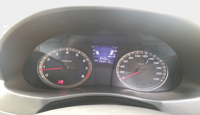 2011 Hyundai Verna FLUIDIC 1.4 VTVT, Petrol, Manual, 1,44,412 km, interior