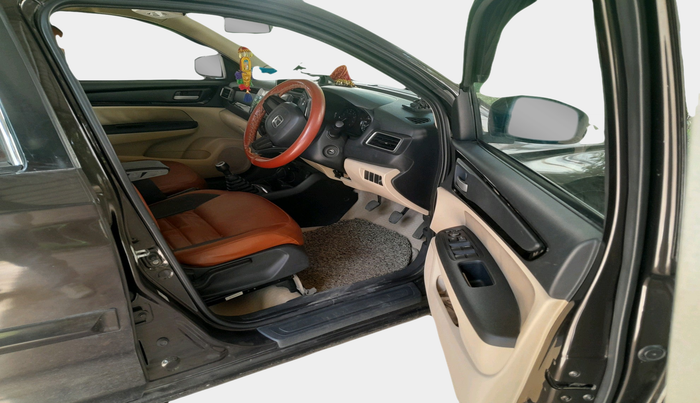 2018 Honda Amaze 1.2L I-VTEC S, Petrol, Manual, 52,454 km, interior