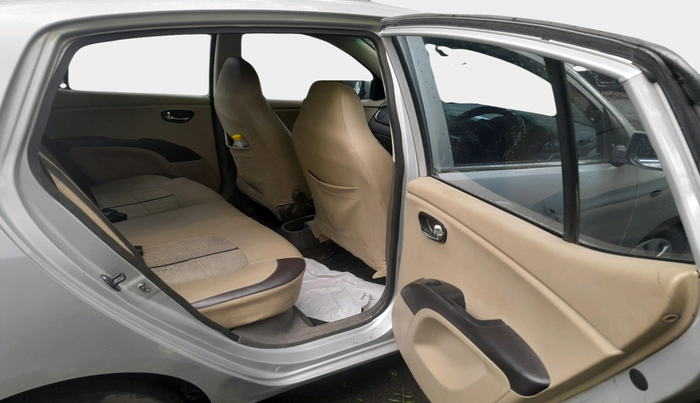 2011 Hyundai i10 MAGNA 1.2, Petrol, Manual, 47,666 km, interior